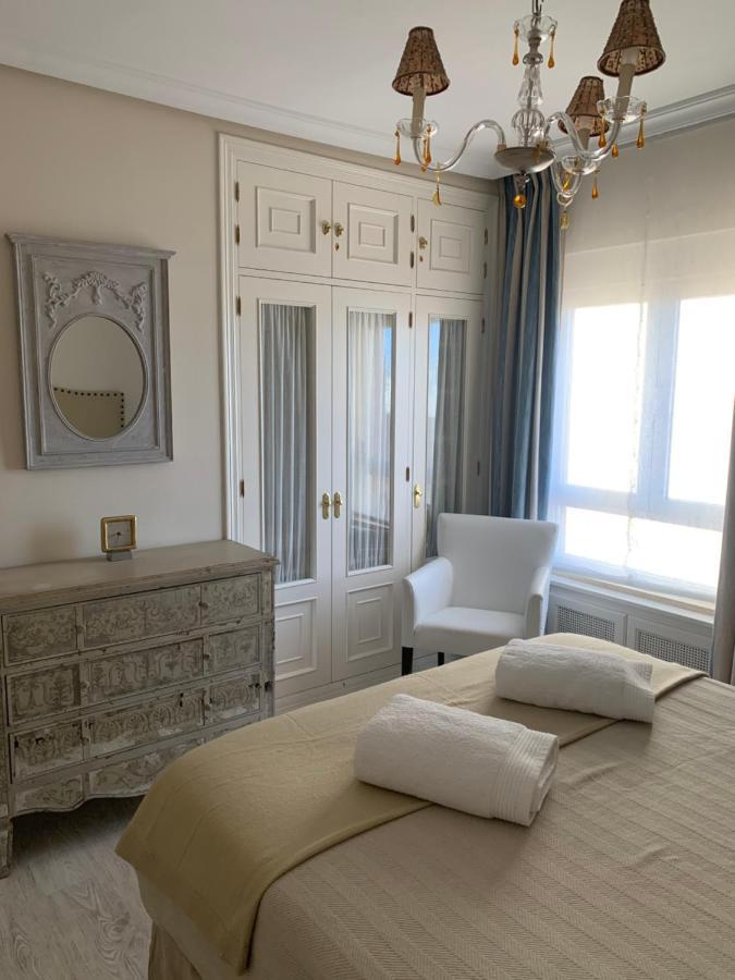Hidden Gem Playa Helios Con Ascensor & Parking Apartment Cadiz Exterior photo